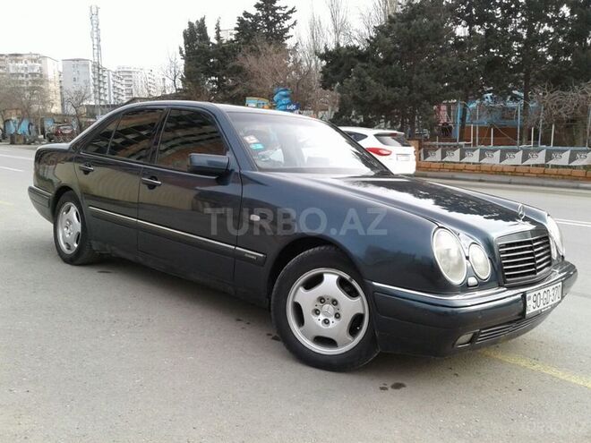 Mercedes E 230 1996, 259,000 km - 2.3 l - Bakı