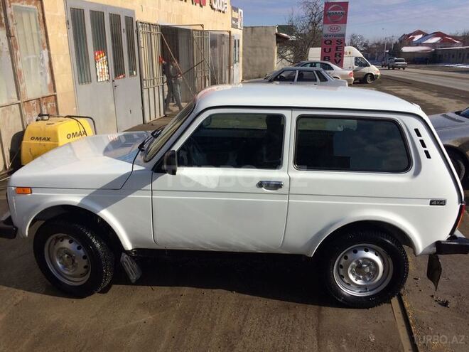 LADA (VAZ) Niva 2007, 130,000 km - 1.7 l - Quba