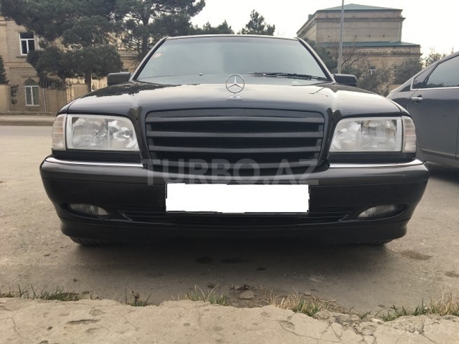 Mercedes C 240 2000, 172,000 km - 2.4 л - Bakı