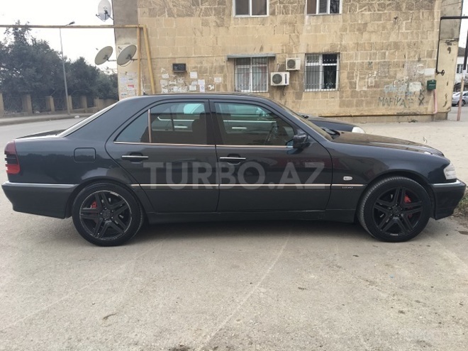 Mercedes C 240 2000, 172,000 km - 2.4 л - Bakı