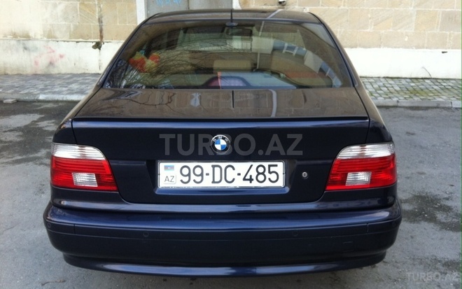 BMW 525 2001, 295,000 km - 2.5 l - Bakı