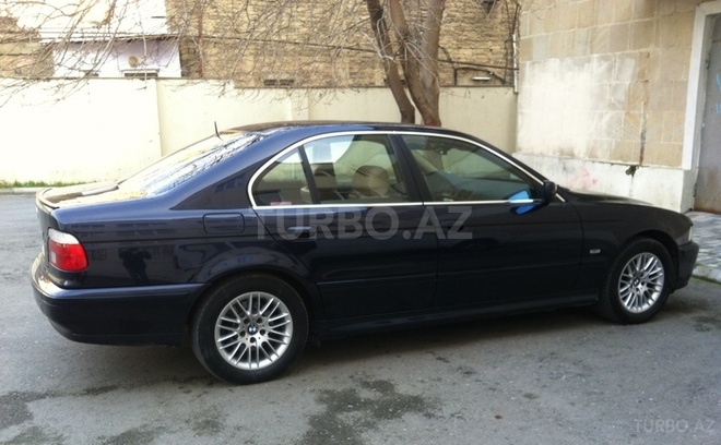 BMW 525 2001, 295,000 km - 2.5 l - Bakı