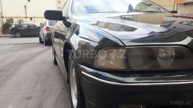 BMW 523 1997, 329,000 km - 2.5 l - Bakı