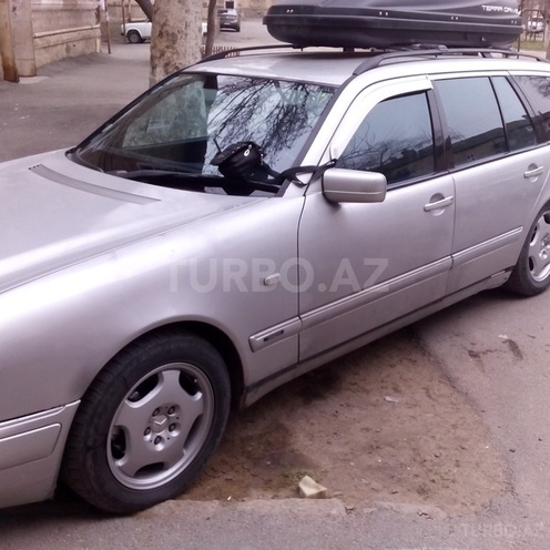 Mercedes E 240 1998, 350,000 km - 2.4 l - Sumqayıt
