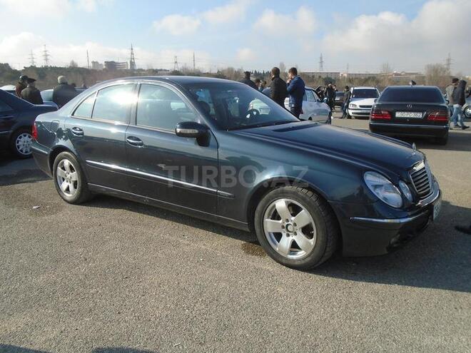 Mercedes E 220 2003, 350,000 km - 2.2 l - Bakı
