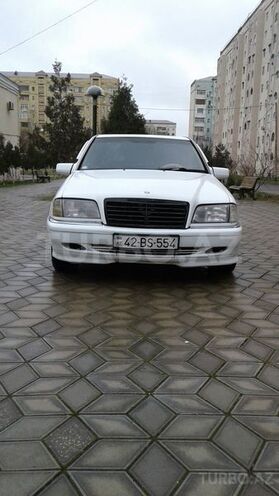 Mercedes C 220 1996, 257,000 km - 2.2 l - Sumqayıt