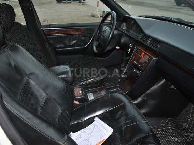Mercedes E 250 1994, 400,000 km - 2.5 l - Kürdəmir