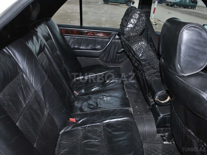 Mercedes E 250 1994, 400,000 km - 2.5 l - Kürdəmir