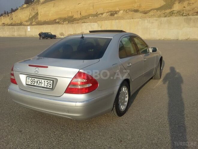 Mercedes E 240 2002, 250,000 km - 2.4 l - Bakı