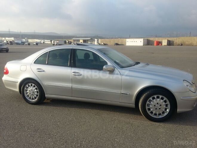 Mercedes E 240 2002, 250,000 km - 2.4 l - Bakı