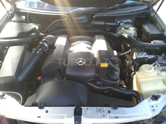 Mercedes E 280 1997, 249,000 km - 0.3 l - Gəncə