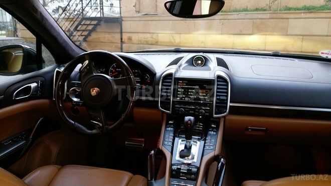 Porsche Cayenne 2012, 60,000 km - 4.8 l - Bakı