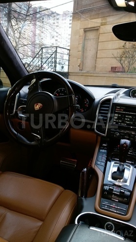 Porsche Cayenne 2012, 60,000 km - 4.8 l - Bakı
