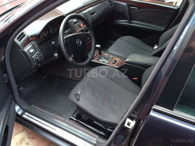 Mercedes E 300 1997, 210,000 km - 3.0 л - Bakı