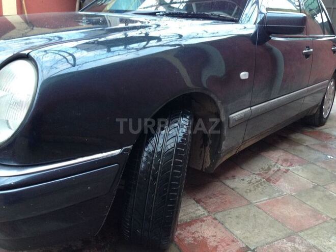 Mercedes E 300 1997, 210,000 km - 3.0 л - Bakı