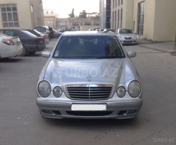 Mercedes E 240 2000, 205,000 km - 2.6 l - Bakı