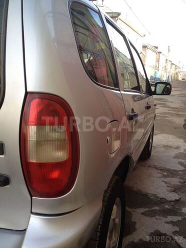 Chevrolet Niva 2006, 177,100 km - 1.7 l - Bakı