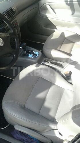 Volkswagen Passat 2004, 145,000 km - 1.8 l - Bakı