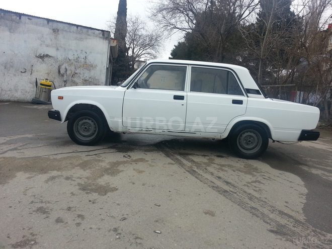 LADA (VAZ) 2107 2009, 75,000 km - 1.6 l - Bakı