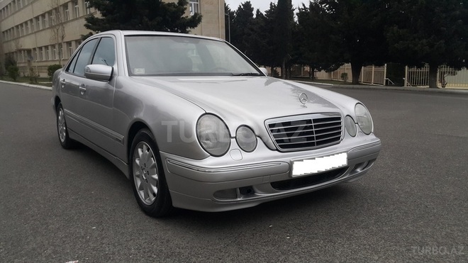 Mercedes E 270 2000, 283,000 km - 2.7 l - Bakı
