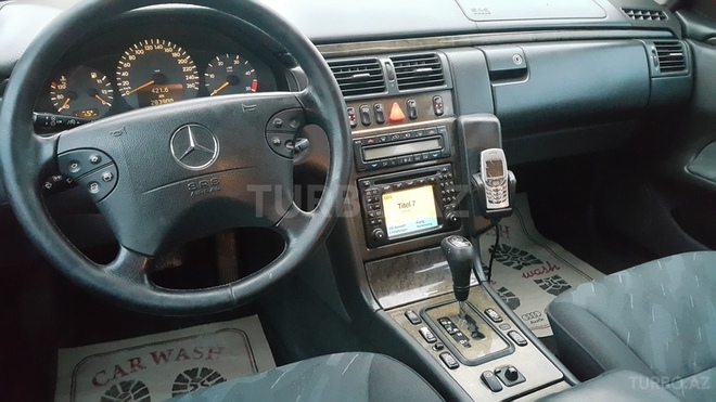 Mercedes E 270 2000, 283,000 km - 2.7 l - Bakı