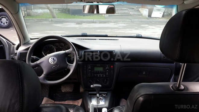 Volkswagen Passat 2002, 225,600 km - 1.8 л - Bakı