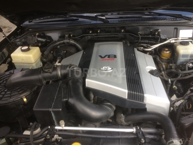 Toyota Land Cruiser 2004, 256,000 km - 4.7 л - Zaqatala