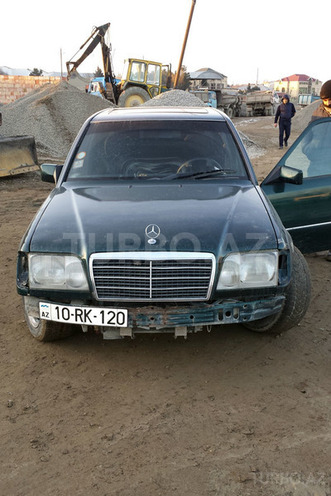 Mercedes E 280 1995, 280,000 km - 2.8 л - Bakı