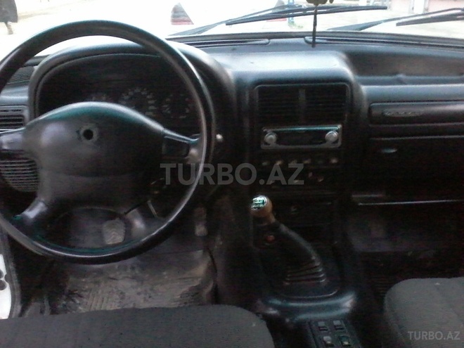 GAZ 3110 2001, 158,000 km - 2.5 l - Sumqayıt