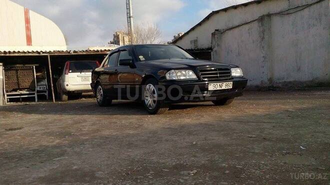Mercedes C 180 2000, 284,500 km - 1.8 l - Bakı
