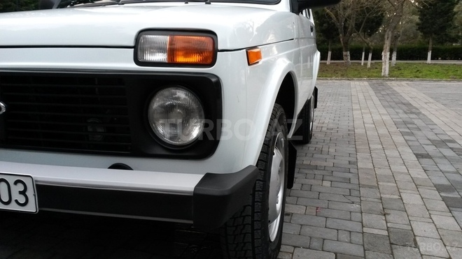 LADA (VAZ) Niva 2015, 18,000 km - 1.7 л - Sumqayıt