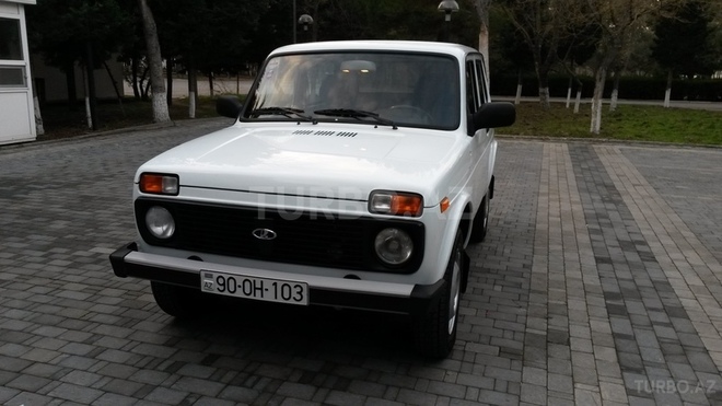 LADA (VAZ) Niva 2015, 18,000 km - 1.7 л - Sumqayıt