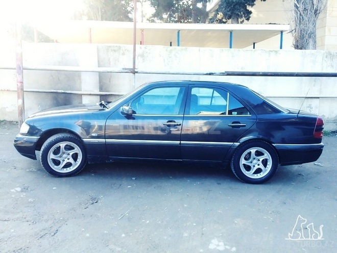 Mercedes C 180 1995, 190,000 km - 1.8 л - Bakı