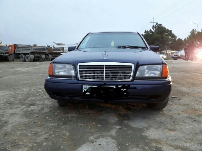 Mercedes C 180 1994, 330,232 km - 1.8 л - Bakı