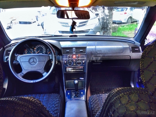 Mercedes C 200 1998, 282,280 km - 2.0 l - Bakı