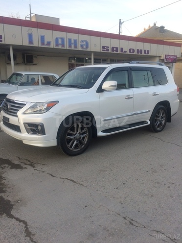 Lexus LX 570 2013, 41,300 km - 5.7 л - Bakı