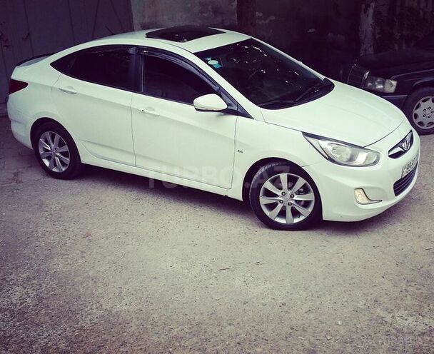 Hyundai Accent 2012, 94,000 km - 1.6 l - Bakı