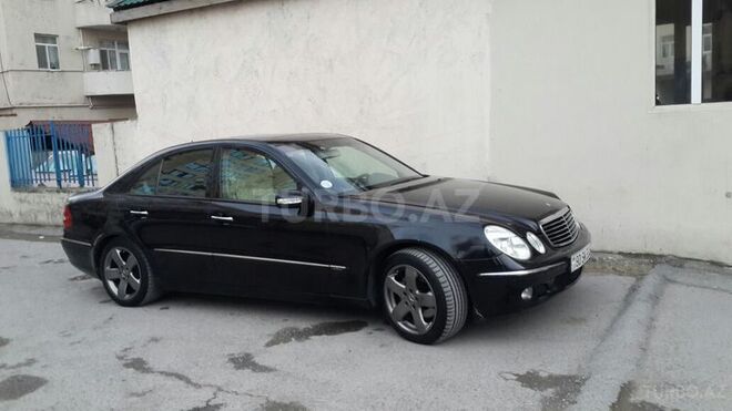Mercedes E 320 2002, 200,000 km - 3.2 l - Bakı
