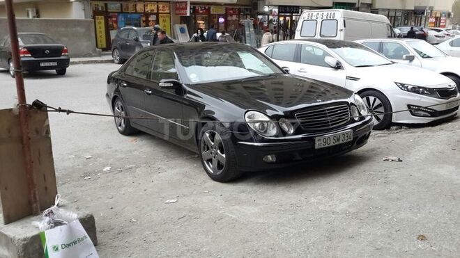 Mercedes E 320 2002, 200,000 km - 3.2 l - Bakı