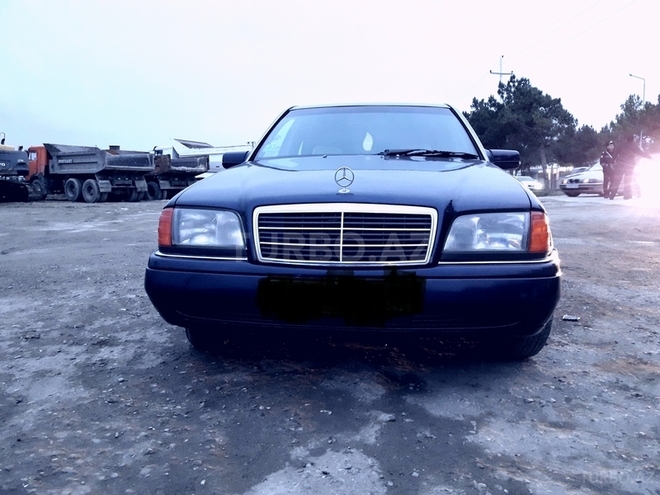 Mercedes C 180 1994, 40,000 km - 1.8 л - Bakı