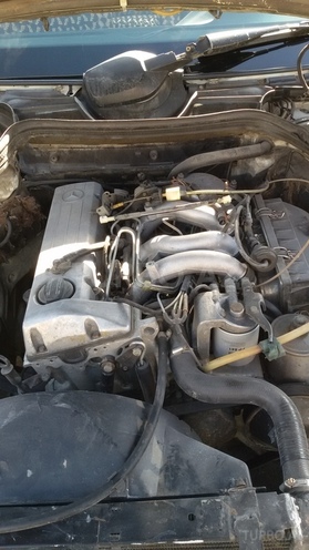 Mercedes E 200 1993, 380,000 km - 2.0 l - Bakı