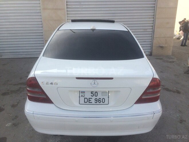 Mercedes C 240 2001, 260,000 km - 2.4 l - Sumqayıt