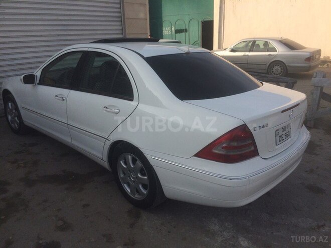 Mercedes C 240 2001, 260,000 km - 2.4 l - Sumqayıt