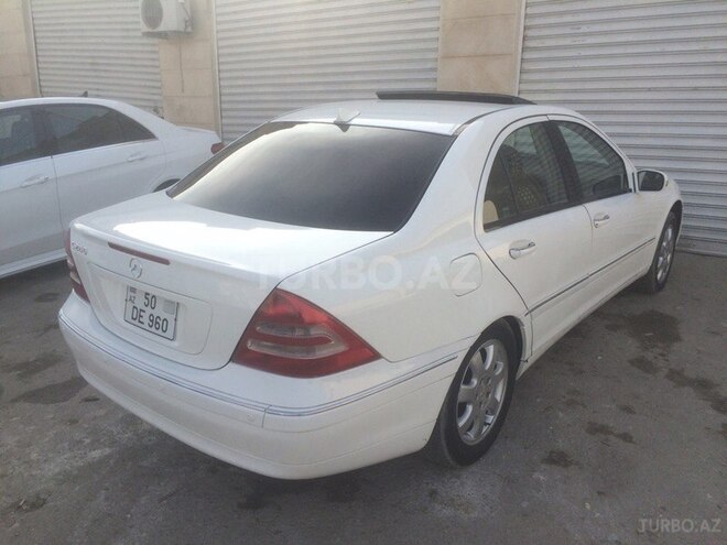 Mercedes C 240 2001, 260,000 km - 2.4 l - Sumqayıt