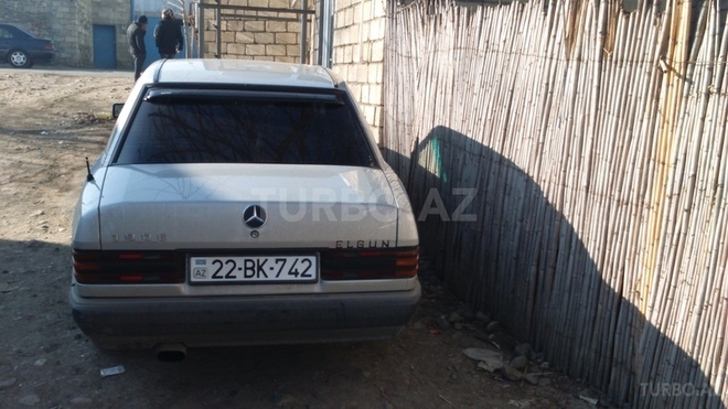 Mercedes 190 1989, 376,040 km - 2.0 l - Goranboy