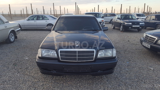 Mercedes C 200 1999, 195,752 km - 2.0 l - Gəncə