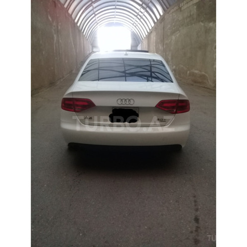 Audi A4 2010, 72,000 km - 2.0 l - Bakı
