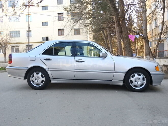Mercedes C 230 1998, 205,000 km - 2.3 л - Şirvan