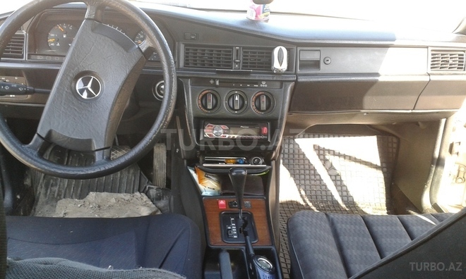 Mercedes 190 1990, 258,000 km - 2.0 л - Sumqayıt