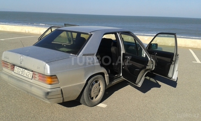 Mercedes 190 1990, 258,000 km - 2.0 л - Sumqayıt